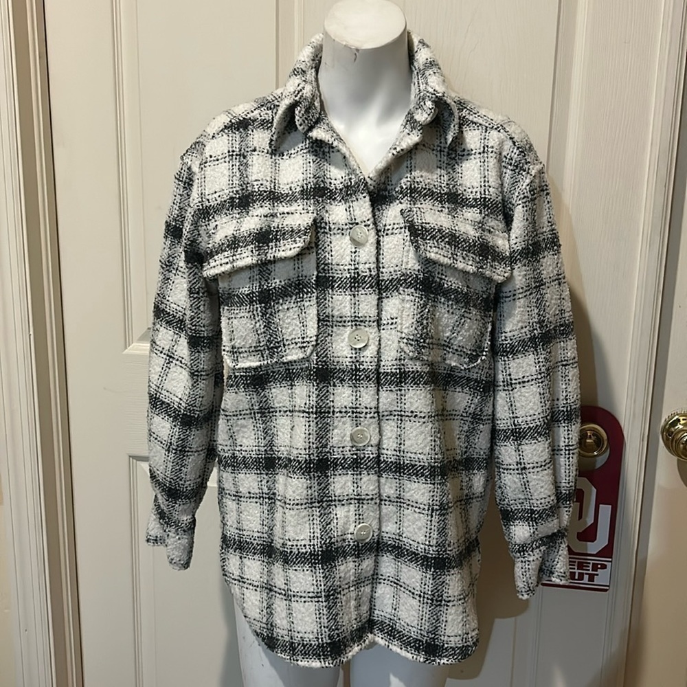 H & M Shacket XS. Like new
